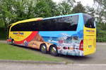 Mercedes Travego Reisebus vor dem Cottbuser Zoo am 19.05.2017.