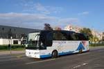 Kroatien / Bus Zagreb / Autobus Zagreb: Mercedes-Benz Travego von Pleso Prijevoz / Pleso Transport (Partner von Croatia Airlines), aufgenommen im Oktober 2017 an der Haltestelle  Sopot  im Stadtgebiet