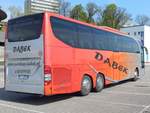 Mercedes Travego von Dabek aus Polen im Stadthafen Sassnitz am 03.05.2018