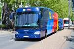 Mercedes Benz Tourismo am 01.05.26 beim Radrennen in Frankfurt am Main