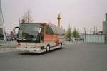 Bus von Hartmann-Reisen aus Oberndorf am Hafen von Rotterdam