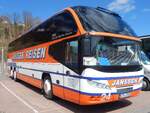 Neoplan Cityliner von Janssen Reisen aus Deutschland im Stadthafen Sassnitz am 17.04.2016