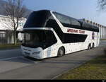 Reisecar - Neoplan Skyliner abgestellt in Biel am 04.03.2023