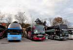  Tieber Tag  in Krems am 20.9.2014. Reisespezialist Tieber aus der Steiermark war mit 6 Bussen in Krems. Links ein Neoplan Cityliner und daneben rechts der neue Setra 516 HDH.