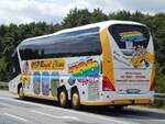 Neoplan Starliner von JobTours aus Deutschland in Mukran am 19.07.2016