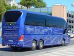 Neoplan Starliner von Buss-Linus Resor aus Schweden im Stadthafen Sassnitz im Jahr 2016