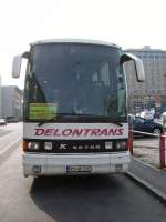Ein Setra Reisebus am 27.03.11 in Frankfurt am Main Hbf 