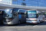 Setra-Busse aus 25 Jahren: S 315 HD und S 516 HDH, Frankfurt Flughafen 30.06.2018