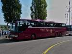 . EW 1502, Setra S 419 GT-HD von Emile Weber, aufgenommen in vollem Gegenlicht am Busbahnhof in Remich.  17.09.2014