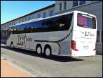 Setra 417 GT-HD von BK-buss aus Schweden im Stadthafen Sassnitz am 25.08.2013