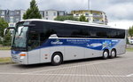 Setra S 416 GT-HD Reisebus in Andernach am  04.10.16.