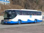 Setra 415 GT-HD von der Usedomer Bäderbahn im Stadthafen Sassnitz am 25.03.2018