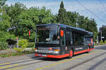 Setra Bus auf der Bahnersatz Linie Riehen nach badischer Bahnhof durchfährt am 23.08.2025 die Haltestelle Weilastrasse. Aufnahme Riehen.