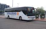 Setra 415 GT-HD, am ZOB in Hannover, am 27.04.2011.