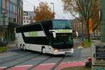 Flixbus Setra 4000er Doppeldecker am 03.12.22 in Frankfurt am Main
