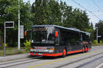 Setra Bus auf der Bahnersatz Linie Riehen nach badischer Bahnhof durchfährt am 23.08.2025 die Haltestelle Weilastrasse. Aufnahme Riehen.