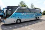 der fabrikneue Setra 416 HDH zur Ergänzung der  Starcar-Flotte , Schneider Reisen und Transport AG, Langendorf, SO 21950,
Aufgenommen am 2. Juli 2013