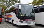 Marx Reisen Alfons Marx KG mit einem SETRA S 516 HD (Comfort Class) Reisebus am 23.09.21 Parkplatz Berlin Zoologischer Garten.