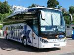 Setra 515 HD von Gute Reise Hauck aus Deutschland im Stadthafen Sassnitz am 12.08.2024