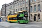 Volvo Doppelstock Bus als Rundfahrtenfahrzeug in Edinburgh am 02.06.17