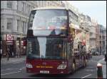 Ankai von Big Bus Tours in London am 24.09.2013