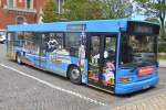 Heuliez GX 317, ein Linienbus vor dem Rathaus von Calais gesehen am 24.05.2013.