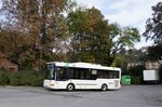 Bus Aue / Bus Erzgebirge: MAN / Göppel NM 223 (Vorserie) Midibus der RVE (Regionalverkehr Erzgebirge GmbH), aufgenommen im Oktober 2016 am Bahnhof von Aue (Sachsen).