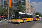 MAN Bus 89, auf der Linie 21, verlässt am 04.08.2012 die Haltestelle beim Bahnhof Thun.