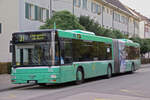 MAN Bus 778, auf der Linie 31, fährt am 18.10.2008 zur Haltestelle Rauracher. Heute heisst die Haltestelle Bahnhof Niederholz. Aufnahme Riehen.