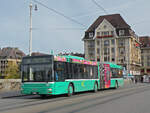 MAN Bus 757, auf der Linie 34, überquert am 13.10.2012 die Mittlere Rheinbrücke. Aufnahme Basel.