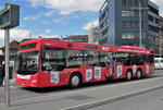 MAN Lions City 160, mit einer Werbung für den Panorama Center Thun, auf der Linie 3, bedient die Haltestelle beim Bahnhof Thun.