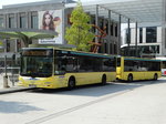 Stroh Bus MAN Lions City mit Göppel Maxi Train Anhänger als Buszug am 09.09.16 in Hanau Freiheitsplatz auf der Linie 33.