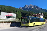 MAN Lions City dreiachsig, Bus I-239IVB der Innbus Regionalverkehr (einer Tochtergesellschaft der Innsbrucker Verkehrsbetriebe) als Linie 590a an der Haltestelle Mieders Serlesbahnen. Die Seilbahngondeln sind zu dem Zeitpunkt schon in der Station verwahrt. Aufgenommen 18.6.2017.