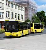 Heuser MAN Lions City mit Göppel Midi Train Anhänger (Bruchköbel da möchte ich Leben) am 23.06.17 in Hanau Freiheitsplatz