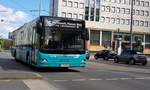 Die neuen MAN A21 Lion City´s der städtischen ICB Frankfurt am Main (Schwesterunternehmen der VGF im Stadtwerke Frankfurt Holding Konzern). Diese Busse sind seit April im Einsatz.
Hier auf der Linie 36 am Börneplatz im Einsatz Richtung Hainer Weg in Sachsenhausen. 