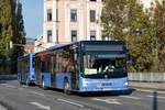 Zwischen Mitte September und 19. Oktober testeten  die Graz Linien einen Buszug der Münchner Verkehrsbetriebe. Nach erfolgreichen Testfahrten ohne Fahrgäste war der Bus im Oktober auch mit Fahrgästen unterwegs.