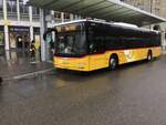 14.12.2022 kurz nach 10 Uhr: Ein Postauto der Marke MAN (Lion's City 3.