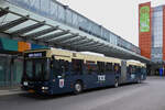 RU 6771, MAN Lion’s City in der früheren Farbgebung, ist am Busbahnhof am Bahnhof in Esch Alzette angekomen. 02.2023