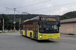 MAN Lion's City von Innbus/Innsbrucker Verkehrsbetriebe (Bus. Nr. 214) als Schienenersatzverkehr f�r die Stubaitalbahn biegt von der Brennerstra�e in die Pastorstra�e ein. Aufgenommen am 29.52025 in Innsbruck.