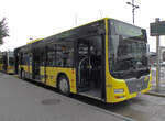 MAN Lions City 152, auf der Linie 25, wartet am 09.10.2013 an der Haltestelle beim Bahnhof Thun.