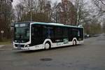 Nagelneuer Becker Reisen MAN Lions City Hybrid der für die Stadtwerke Neu-Isenburg fährt am 02.01.20 in Neu-Isenburg Bhf Ostseite  