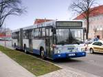 Bus 250 - ein MAN SG 312 - der Havelbus Verkehrsgesellschaft hat ebenfalls den Bf Rathenow erreicht. 22.12.06
