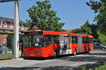 Mercedes O405 von Südbadenbus, auf der Linie 7301, steht an der Haltestelle beim Bahnhof Lörrach.