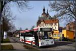 Ein Bus des NVS mit St Marien im Hintergrund.  Stralsund am 12.03.09