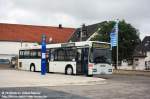 19.08.08: Ein O 405 N, der HOM-SN 68 der Firma Mandelbachtal-Reisen steht am neuen Busbahnhof in Aweiler.