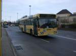 Mercedes-Benz O 405 N (Niederflur-Stadtversion) auf der Linie 237 nach Staaken Fachinger Straße am S+U Bahnhof Rathaus Spandau.