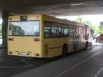 Mercedes-Benz O 405 N (Niederflur-Stadtversion) auf der Linie 249 nach Grunewald Roseneck am S+U Bahnhof Heidelberger Platz.