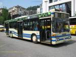 MB 405N Nr. 45 auf der Linie 7 beim Bahnhof Locarno, 21.04.2011.

