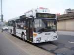 Mercedes O 405, whrend einer Pause in der Hamburger Alle in Hannover am 27.04.2011.