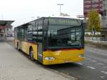 Postauto - Mercedes Citaro AG 19183 unterwegs auf der Linie 376 bei den Bushaltestellen vor dem Bahnhof Brugg am 24.10.2013
